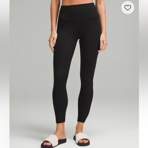 BRAND NEW TAGS ON Lululemon Align Leggings 25’
